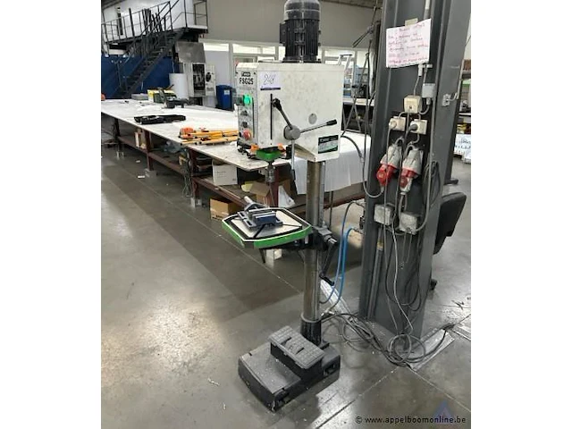 Kolomboormachine t mach fsg25. inclusief machineklem. - afbeelding 1 van  5