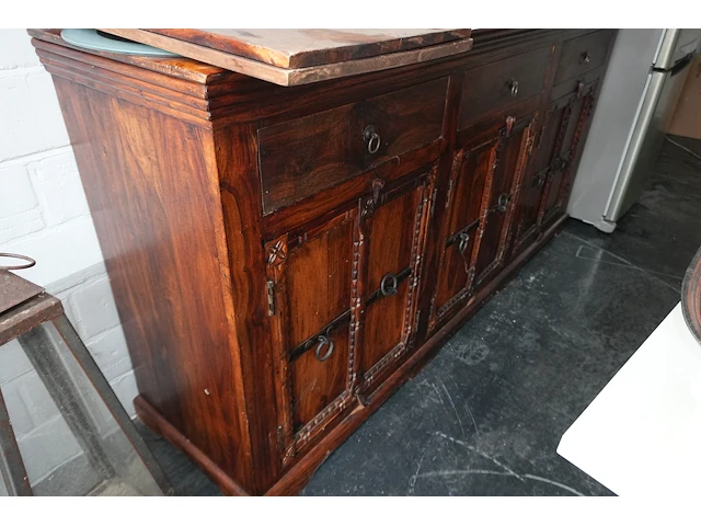 Koloniale meubelset massief hout: dressoir, kast en tv-meubel - afbeelding 2 van  8