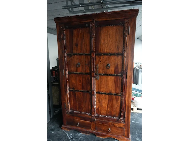 Koloniale meubelset massief hout: dressoir, kast en tv-meubel - afbeelding 3 van  8