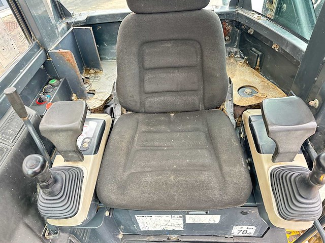 Komatsu - 2006 - pc35 mr-2 - midigraafmachine - afbeelding 29 van  38