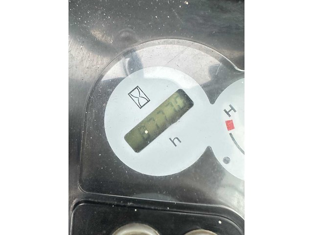 Komatsu - 2006 - pc35 mr-2 - midigraafmachine - afbeelding 30 van  38