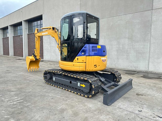 Komatsu - 2010 - pc40mr-1 - midigraafmachine - afbeelding 39 van  42