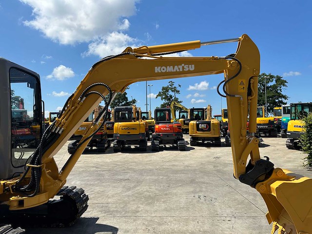 Komatsu - 2010 - pc40mr-1 - minigraafmachine - afbeelding 16 van  41