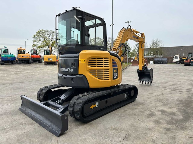Komatsu - 2010 - pc40mr-2 - midigraafmachine - afbeelding 4 van  42