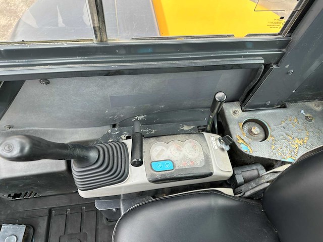 Komatsu - 2010 - pc40mr-2 - midigraafmachine - afbeelding 10 van  17