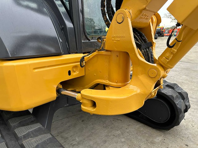 Komatsu - 2010 - pc40mr-2 - midigraafmachine - afbeelding 15 van  42