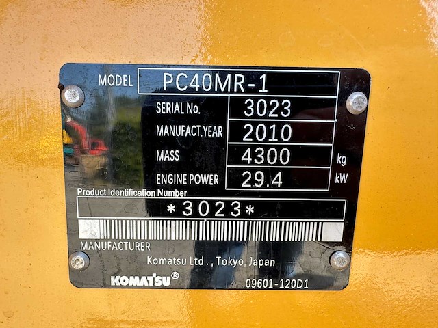 Komatsu - 2010 - pc40mr-2 - minigraafmachine - afbeelding 30 van  35