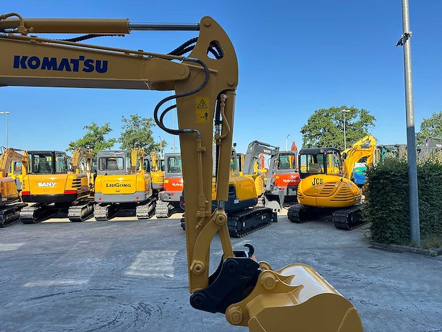 Komatsu - 2012 - pc40mr-2 - minigraafmachine - afbeelding 4 van  39