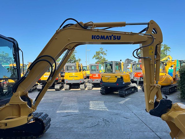 Komatsu - 2012 - pc40mr-2 - minigraafmachine - afbeelding 6 van  39