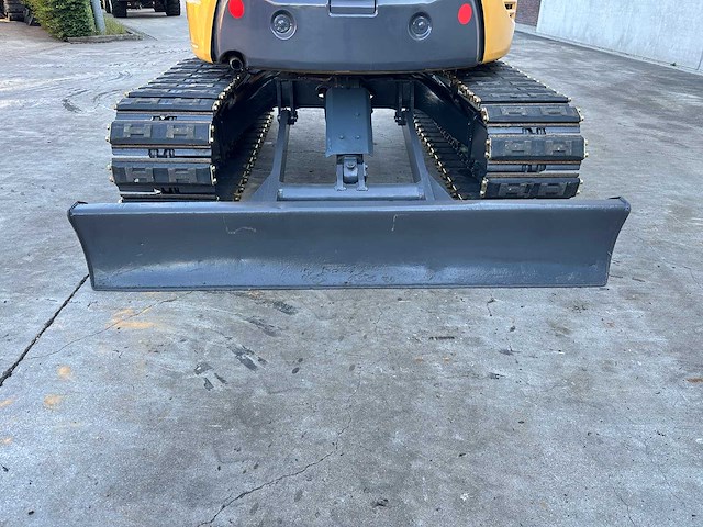 Komatsu - 2012 - pc40mr-2 - minigraafmachine - afbeelding 16 van  39