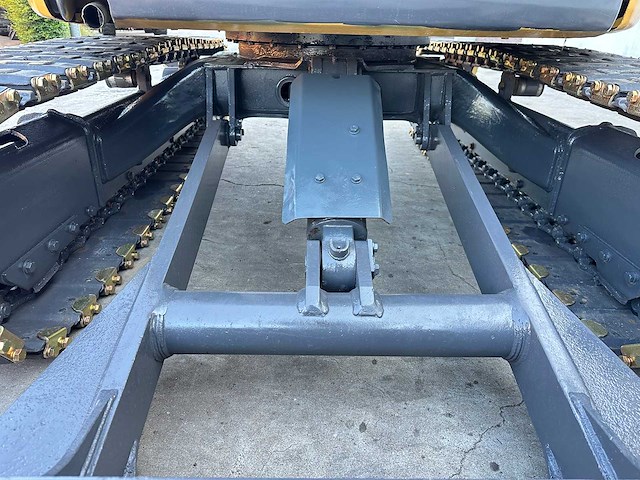 Komatsu - 2012 - pc40mr-2 - minigraafmachine - afbeelding 18 van  39