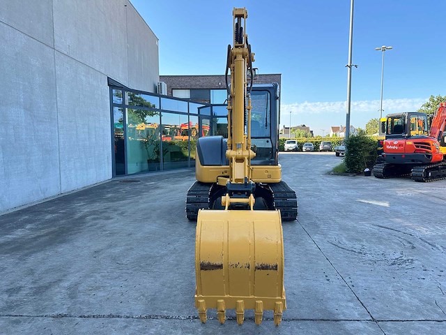 Komatsu - 2012 - pc40mr-2 - minigraafmachine - afbeelding 12 van  39