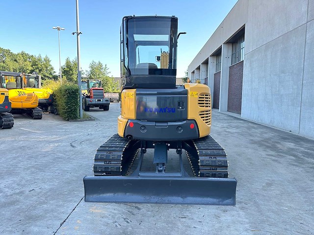 Komatsu - 2012 - pc40mr-2 - minigraafmachine - afbeelding 35 van  39