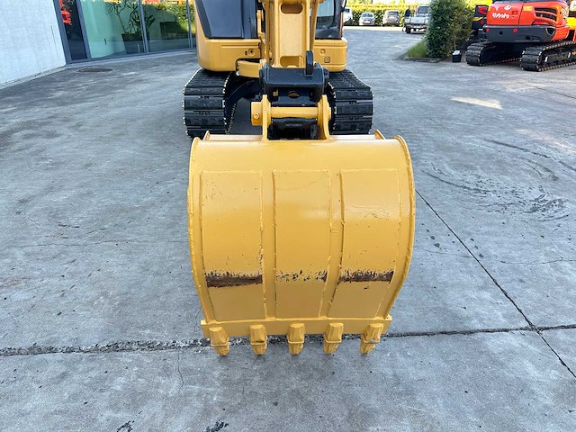Komatsu - 2012 - pc40mr-2 - minigraafmachine - afbeelding 39 van  39