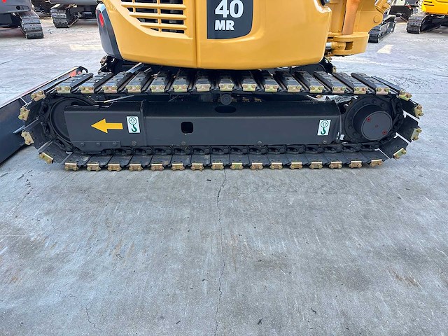 Komatsu - 2012 - pc40mr-2 - minigraafmachine - afbeelding 13 van  39