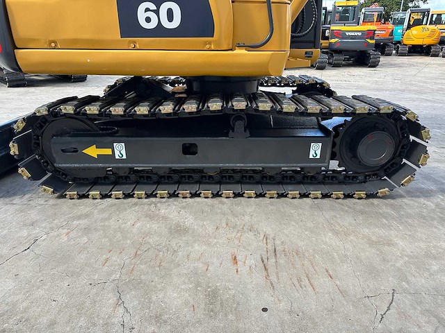 Komatsu - 2013 - pc60-8 - midigraafmachine - afbeelding 10 van  39