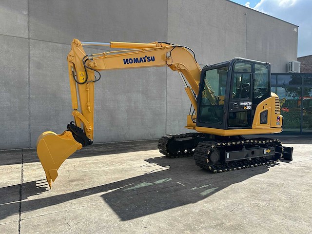 Komatsu - 2013 - pc60-8 - midigraafmachine - afbeelding 1 van  39