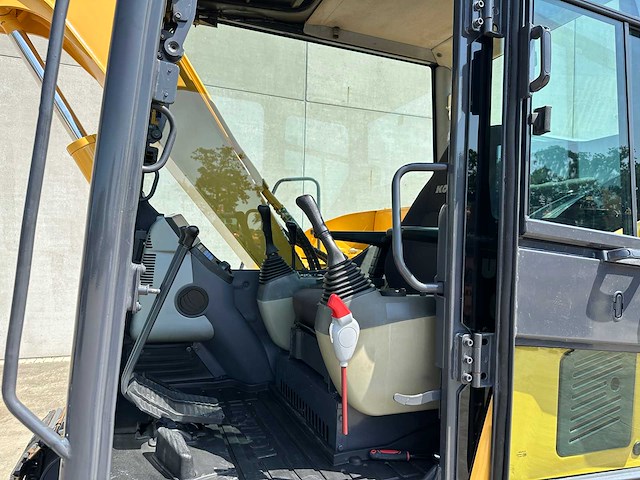 Komatsu - 2013 - pc70-8 - midigraafmachine - afbeelding 17 van  21