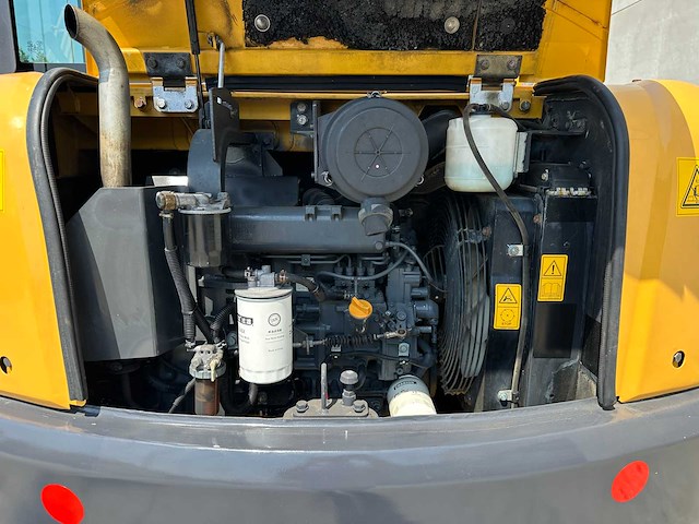 Komatsu - 2014 - pc56-7 - midigraafmachine - afbeelding 19 van  40