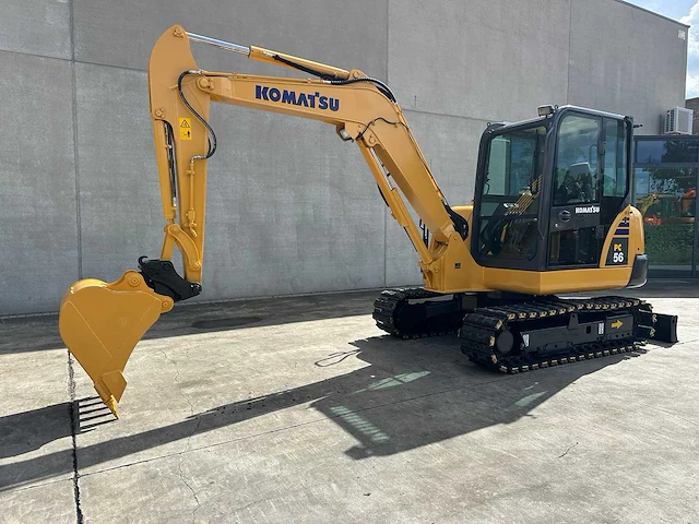 Komatsu - 2014 - pc56-7 - midigraafmachine - afbeelding 1 van  36