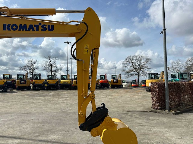 Komatsu - 2014 - pc56-7 - midigraafmachine - afbeelding 12 van  39