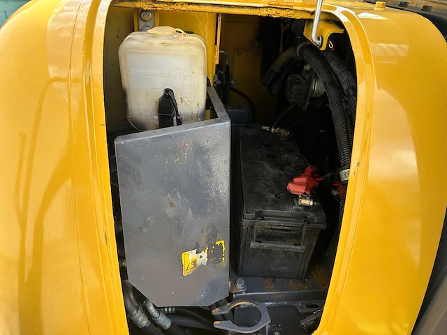 Komatsu - 2014 - pc56-7 - midigraafmachine - afbeelding 29 van  39