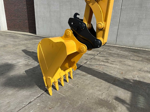 Komatsu - 2014 - pc56-7 - midigraafmachine - afbeelding 8 van  39