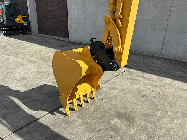 Komatsu - 2014 - pc56-7 - midigraafmachine - afbeelding 39 van  40