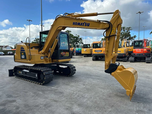 Komatsu - 2014 - pc60-8 - midigraafmachine - afbeelding 23 van  41