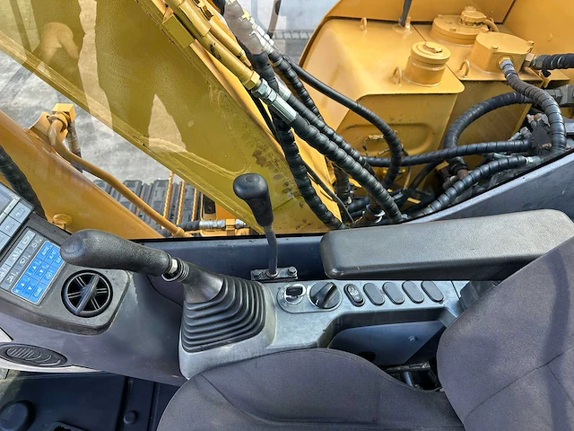 Komatsu - 2014 - pc60-8 - midigraafmachine - afbeelding 29 van  41