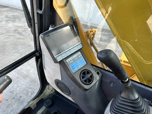 Komatsu - 2014 - pc60-8 - midigraafmachine - afbeelding 30 van  41