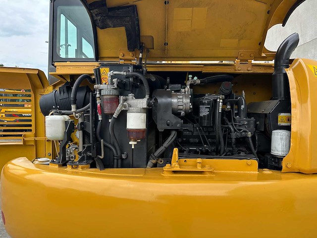 Komatsu - 2014 - pc70-8 - midigraafmachine - afbeelding 19 van  40