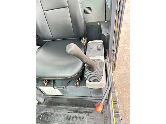 Komatsu - 2015 - pc56-7 - midigraafmachine - afbeelding 29 van  39