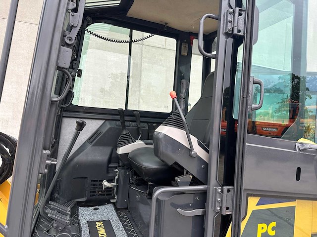 Komatsu - 2016 - pc56-7 - midigraafmachine - afbeelding 22 van  37
