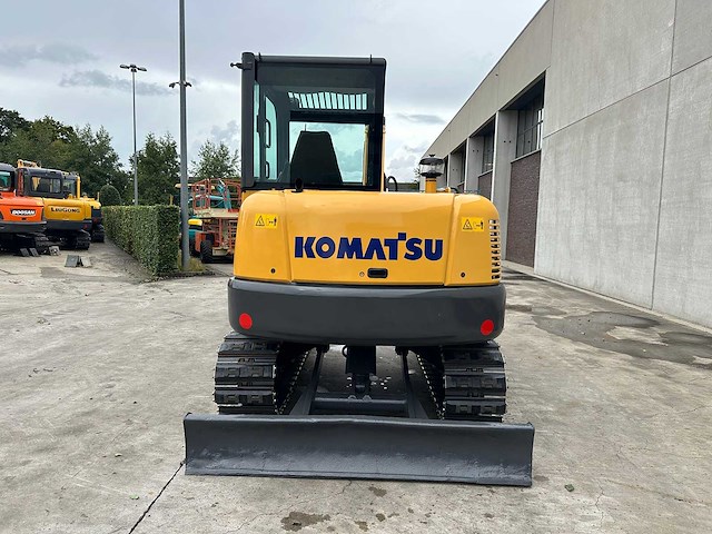 Komatsu - 2016 - pc56-7 - midigraafmachine - afbeelding 33 van  37