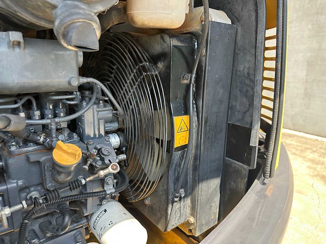 Komatsu - 2016 - pc56-7 - midigraafmachine - afbeelding 22 van  36