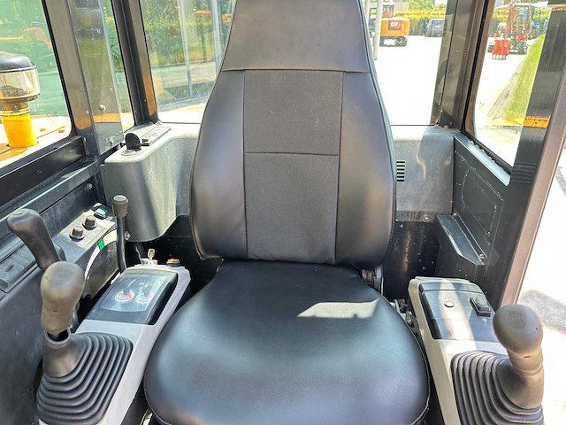 Komatsu - 2016 - pc56-7 - midigraafmachine - afbeelding 35 van  38