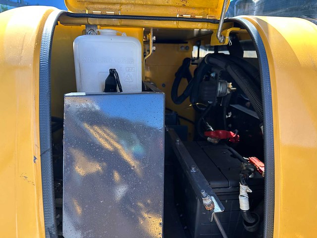 Komatsu - 2016 - pc56-7 - midigraafmachine - afbeelding 20 van  35
