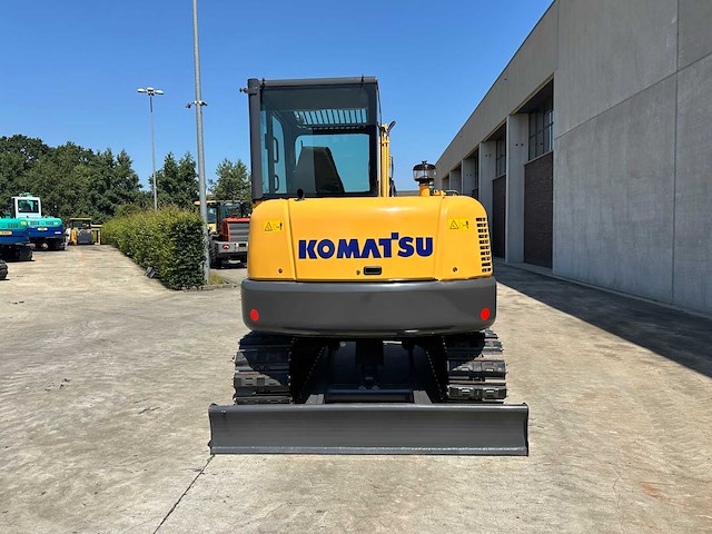 Komatsu - 2016 - pc56-7 - midigraafmachine - afbeelding 31 van  35