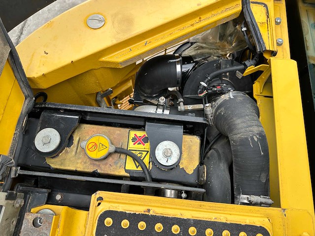 Komatsu - 2017 - pc138 us-11 - rupsgraafmachine - afbeelding 40 van  54