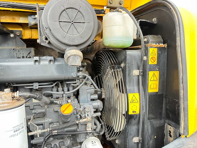 Komatsu - 2017 - pc56-7 - midigraafmachine - afbeelding 16 van  30