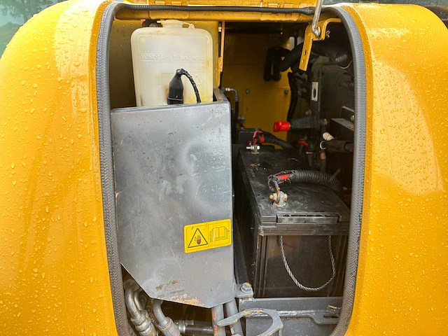 Komatsu - 2017 - pc56-7 - midigraafmachine - afbeelding 24 van  39