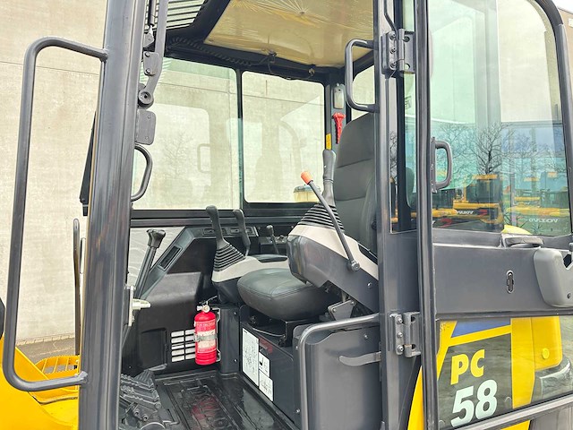 Komatsu - 2022 - pc58-8 - midigraafmachine - afbeelding 26 van  40