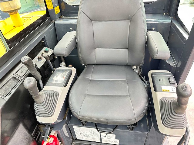 Komatsu - 2022 - pc58-8 - midigraafmachine - afbeelding 32 van  40