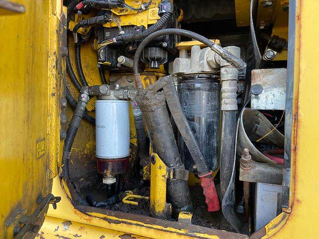 Komatsu - d65px-18 - bulldozer - 2016 - afbeelding 15 van  16