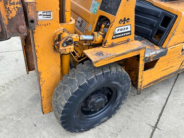 Komatsu fd20 vorkheftruck - afbeelding 2 van  21