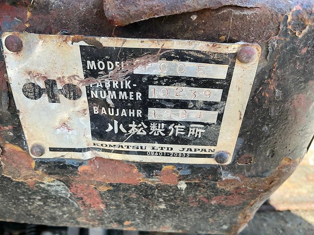 Komatsu minigraafmachine - afbeelding 2 van  10