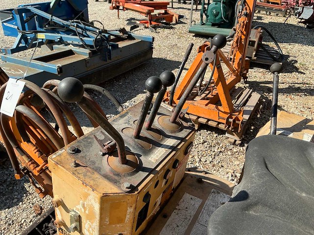 Komatsu minigraafmachine - afbeelding 8 van  10