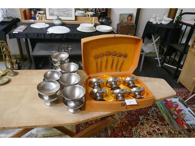 Kommetjes in doos - afbeelding 1 van  1