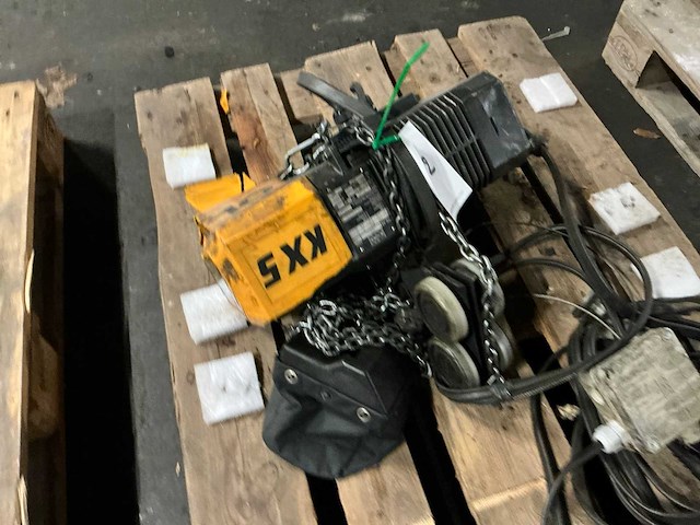 Kone kx5 elektrische kettingtakel - afbeelding 2 van  4